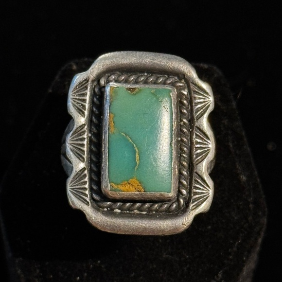 Vintage Jewelry - Vintage Native American Turquoise Heavy Sterling Silver Ring Size 7.75